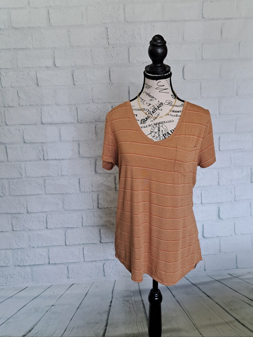 Prana brn stripe tee